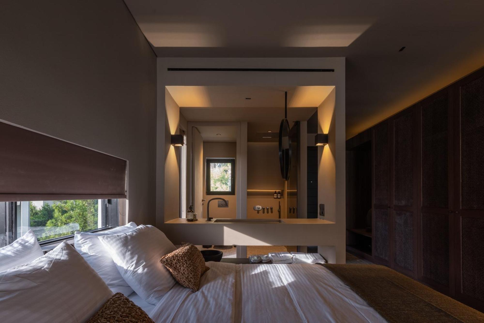 Vouliagmeni Apartments 18 Athena Bagian luar foto